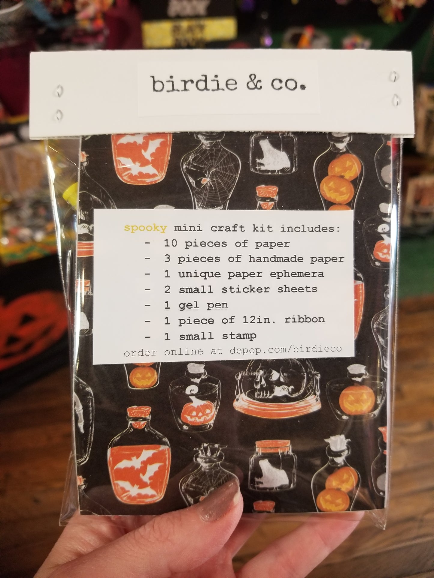 Spooky Themed Mini Craft Kit