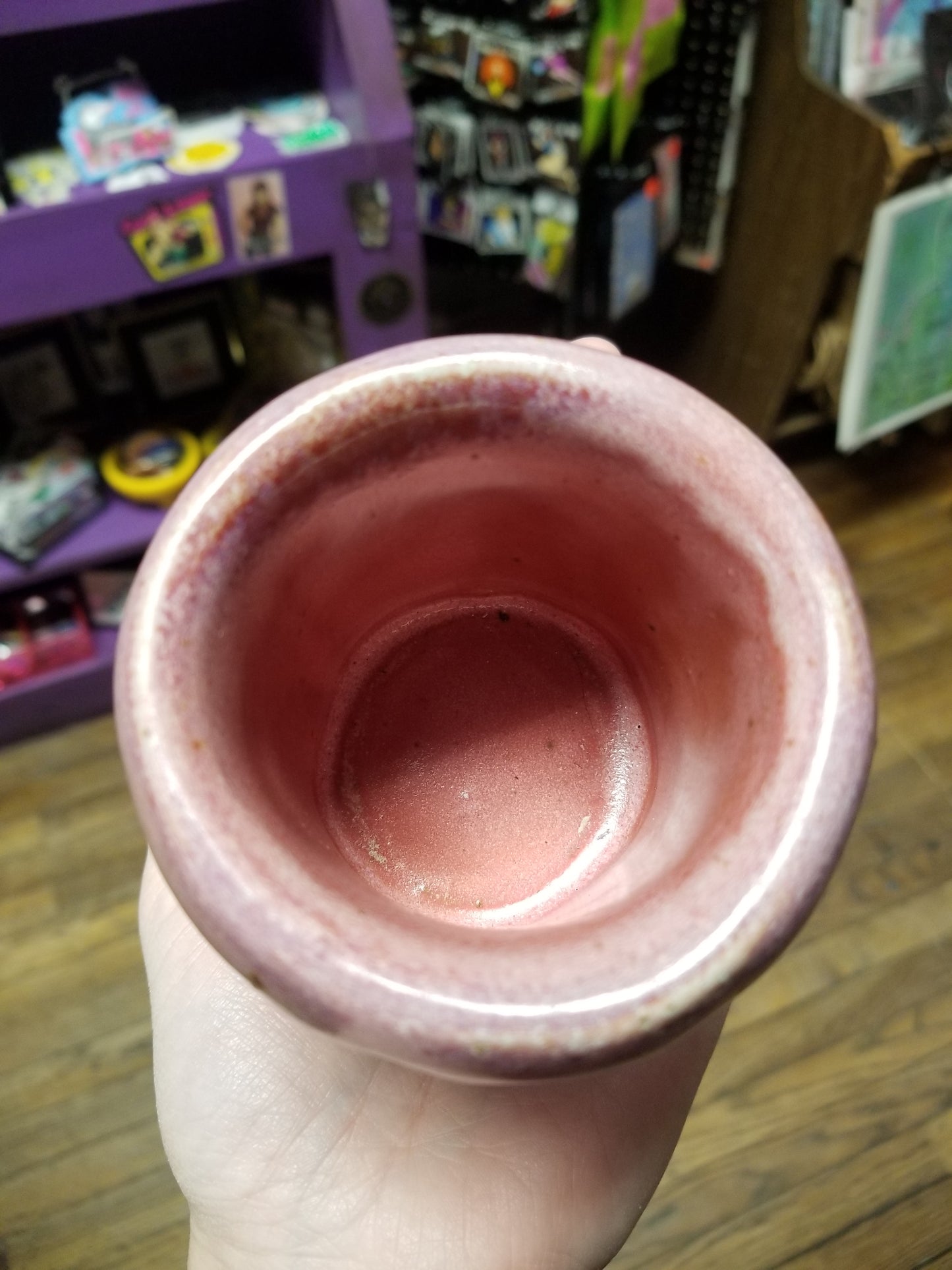 Large Cut Out Hearts Beeb CUP / Vessel