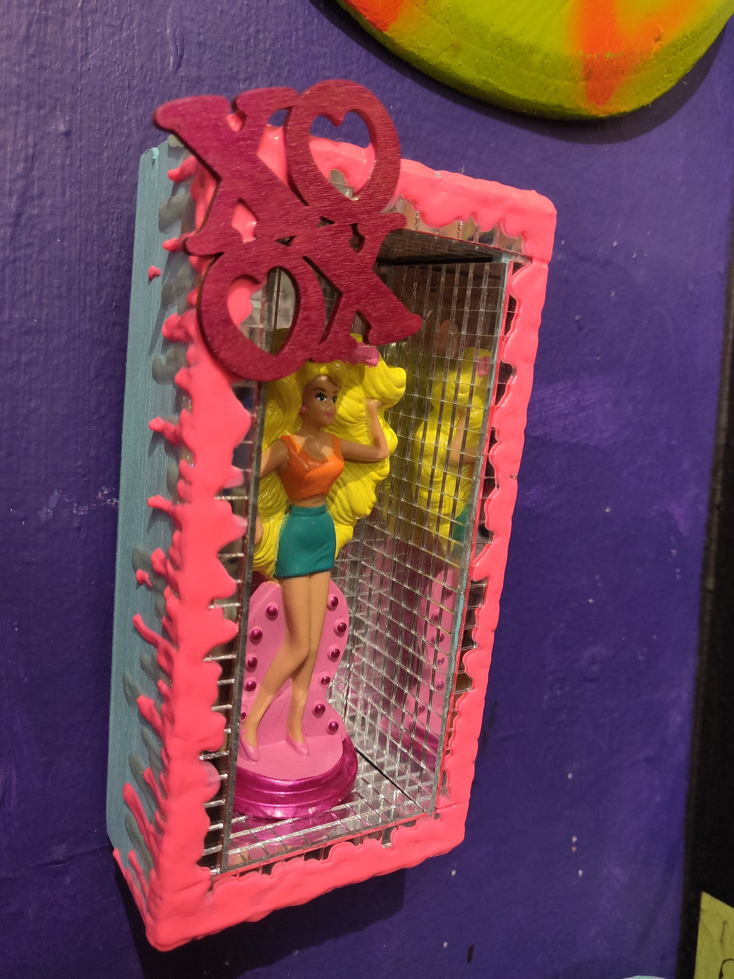 Your Favorite Doll XOXO DIORAMA WALL HANGING