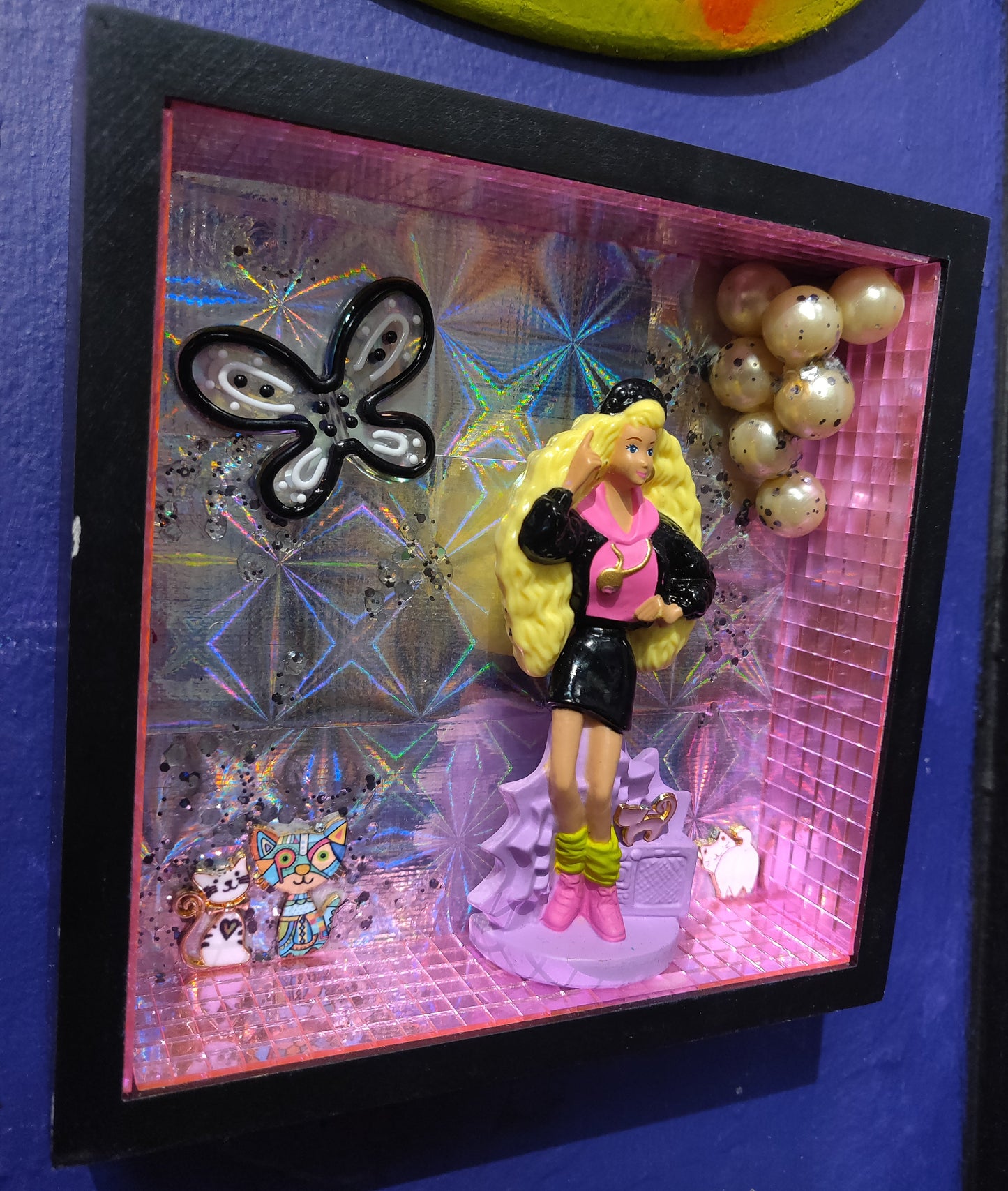 Your Favorite Doll w/ Cat Friends DIORAMA WALL HANGING