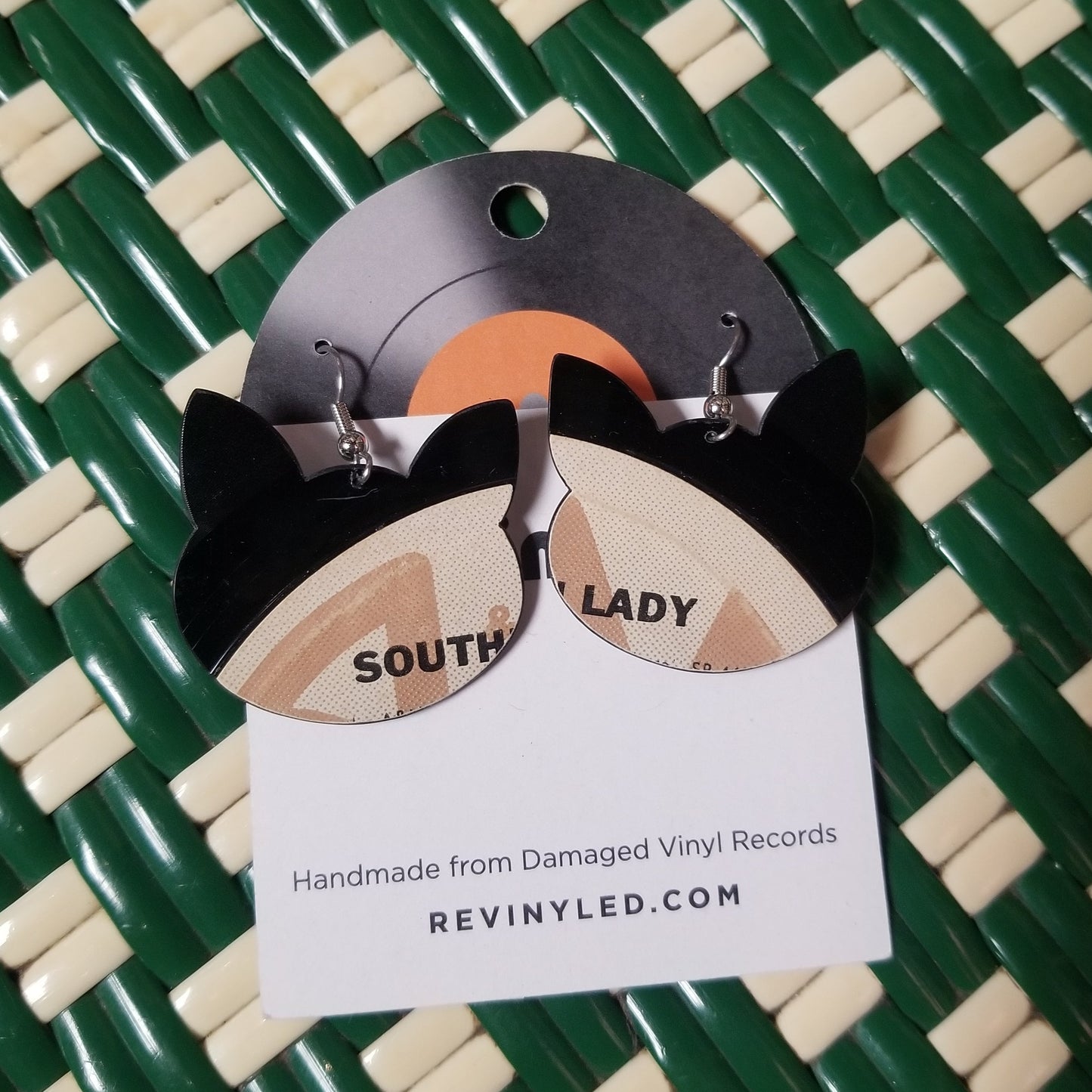 006 Rita Coolidge Southern Lady/We're All Alone Vinyl Record EARRINGS