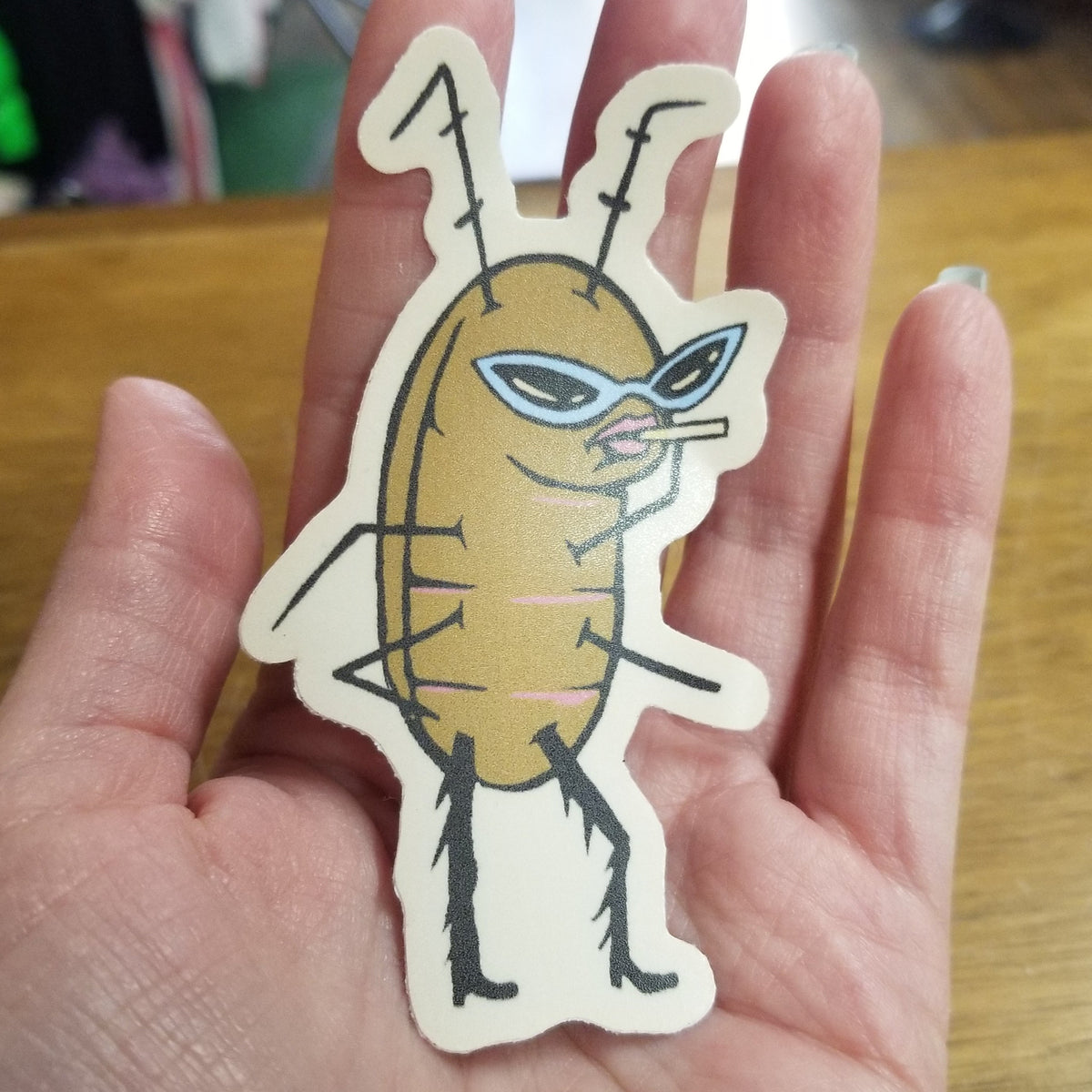 Diva Roach STiCKER