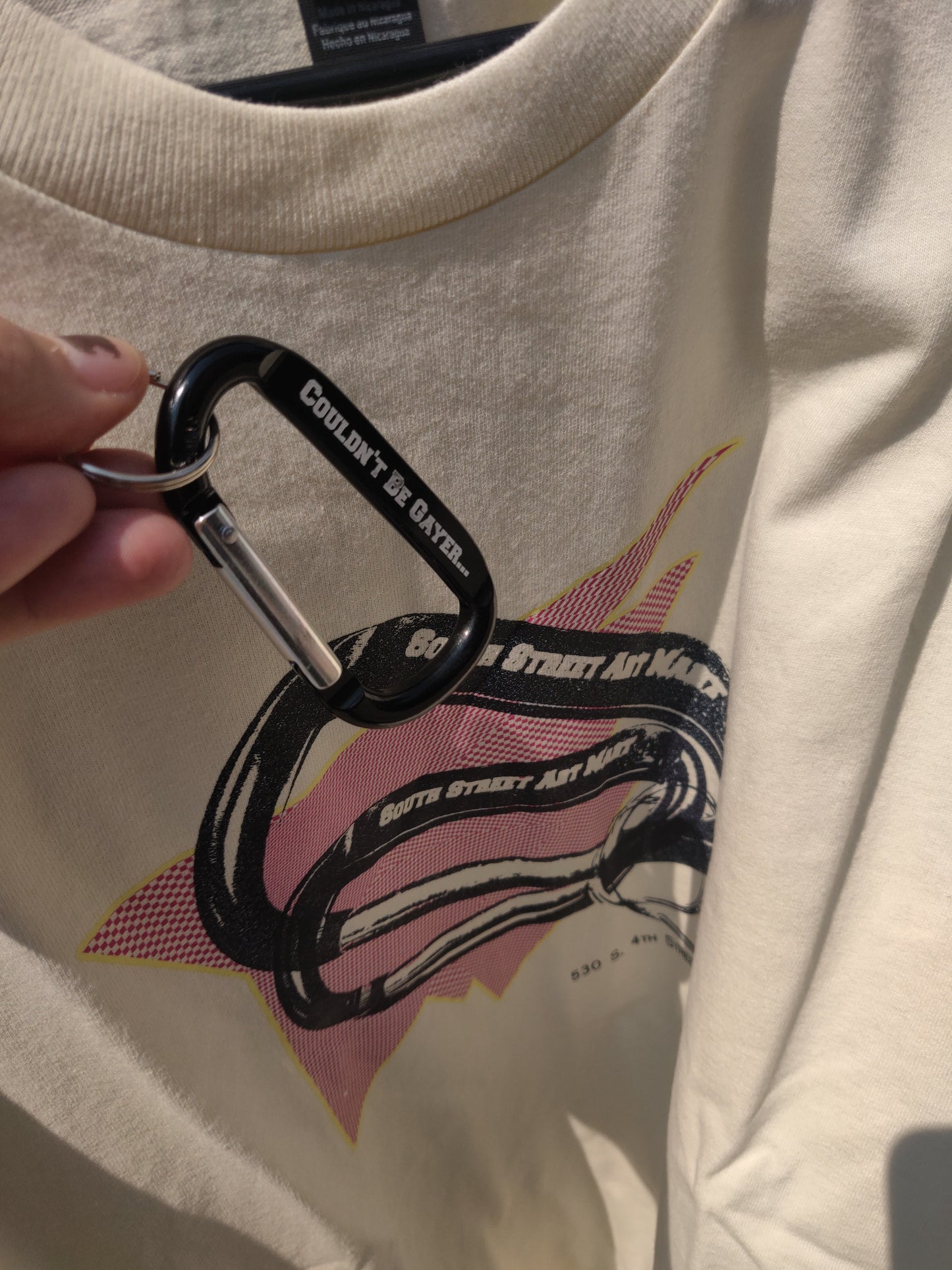 Carabiner T-SHiRT South Street Art Mart