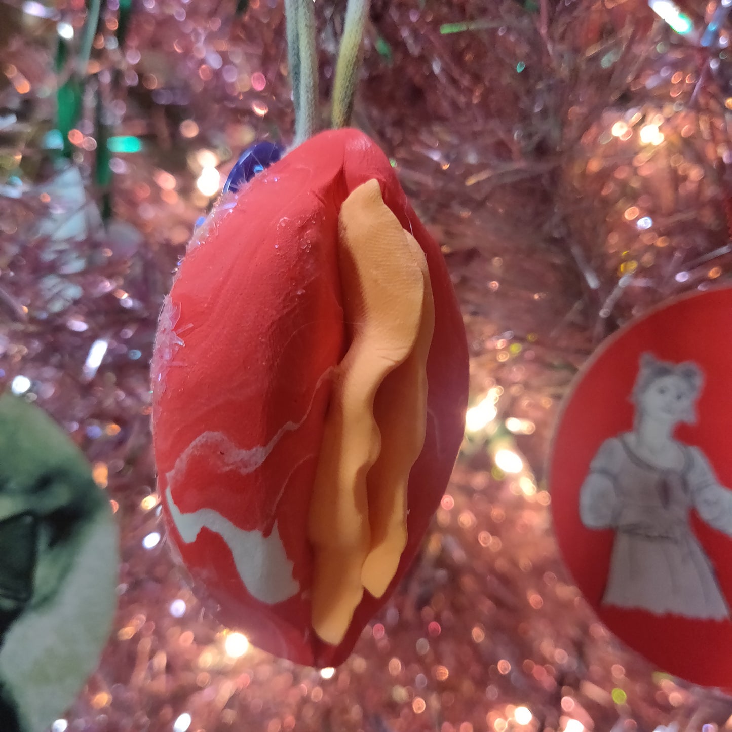 Cute Vulva ORNAMENTs by Kyra