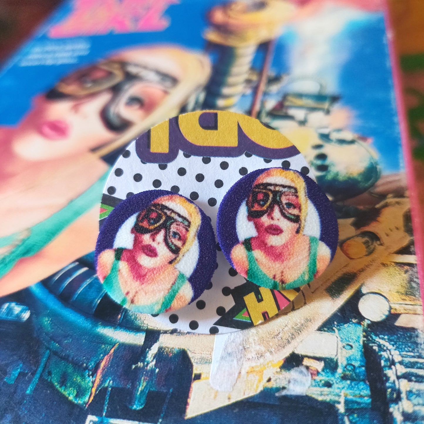 Tank Grl STUD EARRINGS