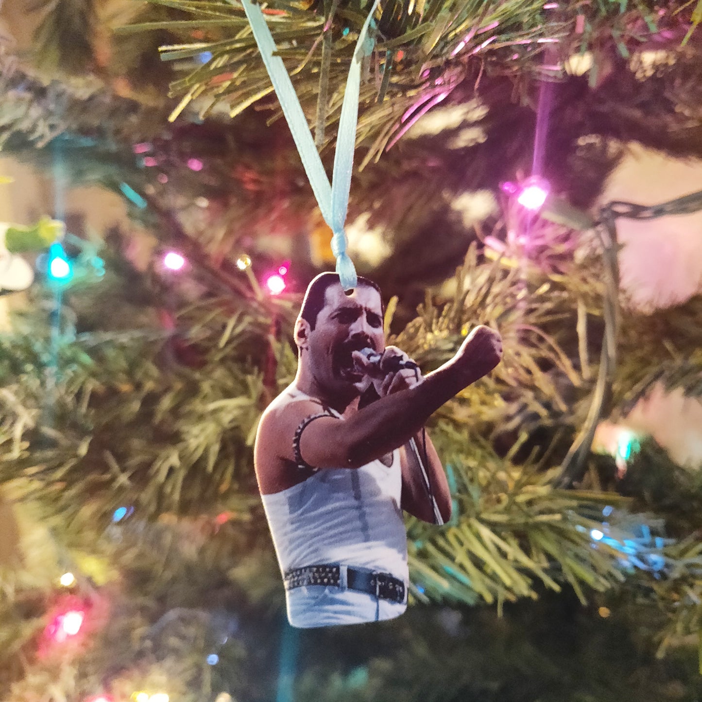 Freddie ORNAMENT