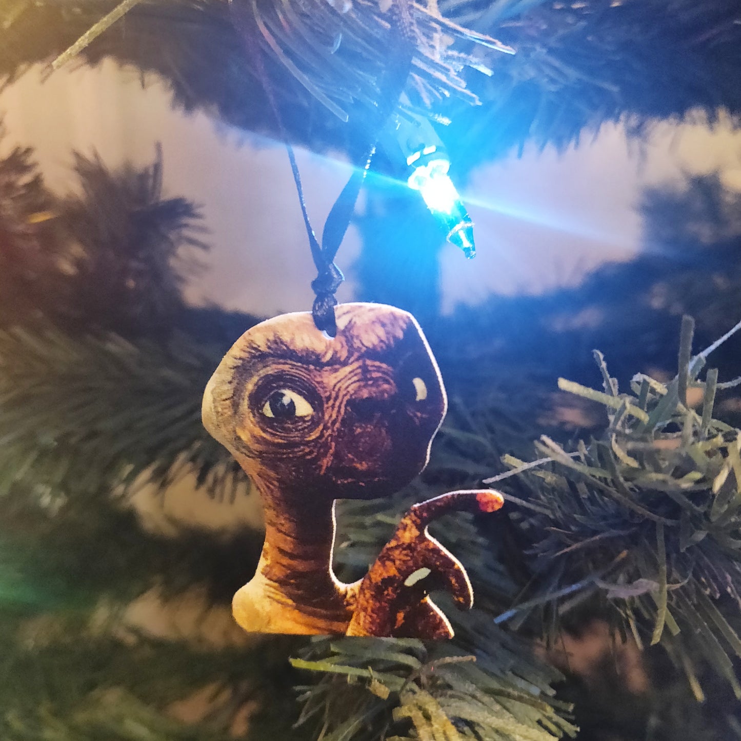 Reese's Alien ORNAMENT