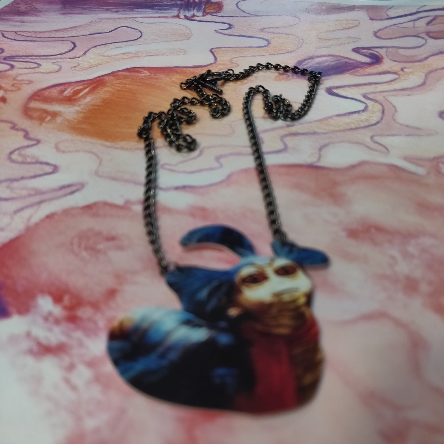 'Ello Worm NECKLACE