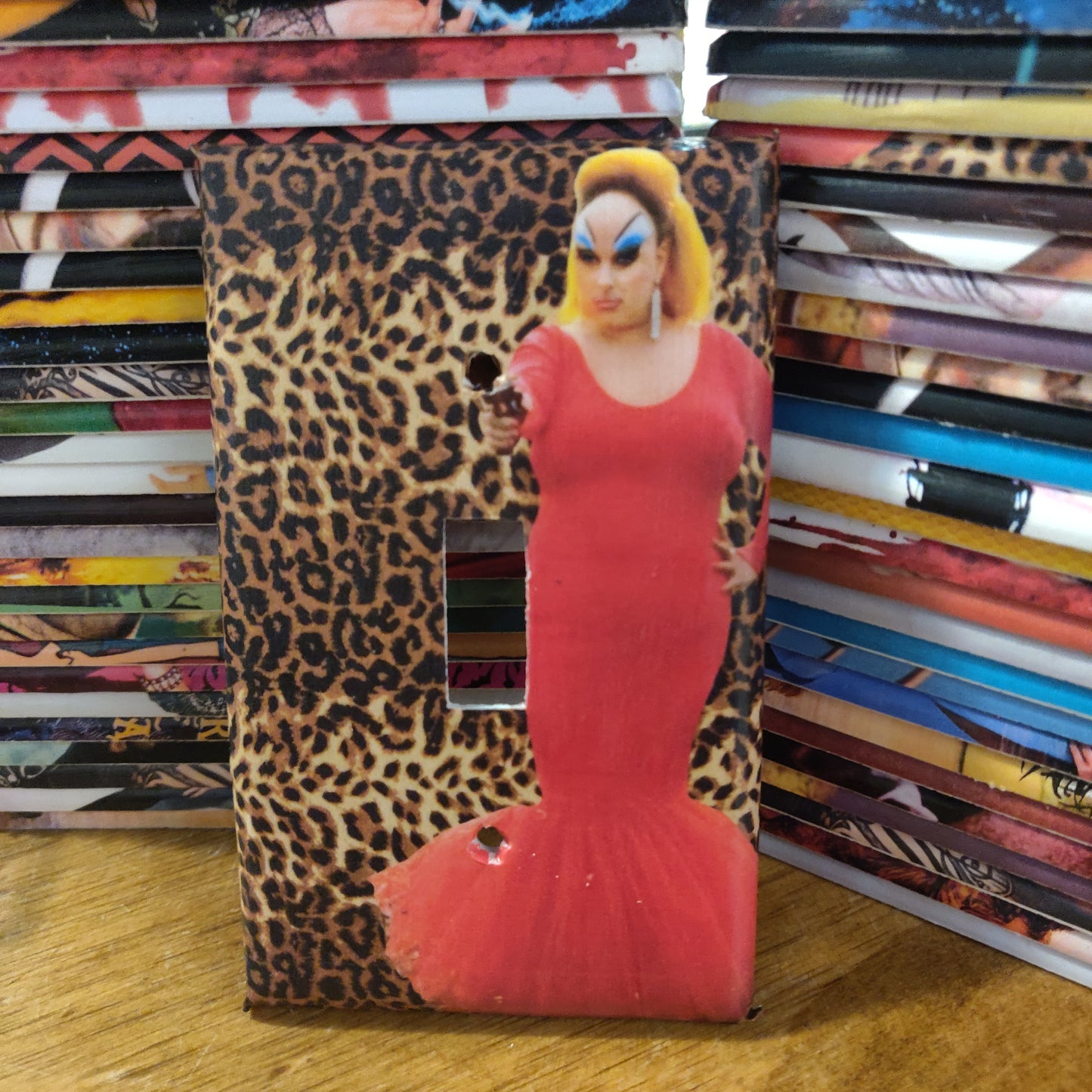 Divine LIGHT SWITCH PLATE