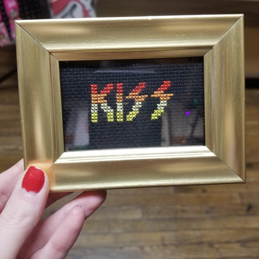 Kiss Framed Cross-Stitch