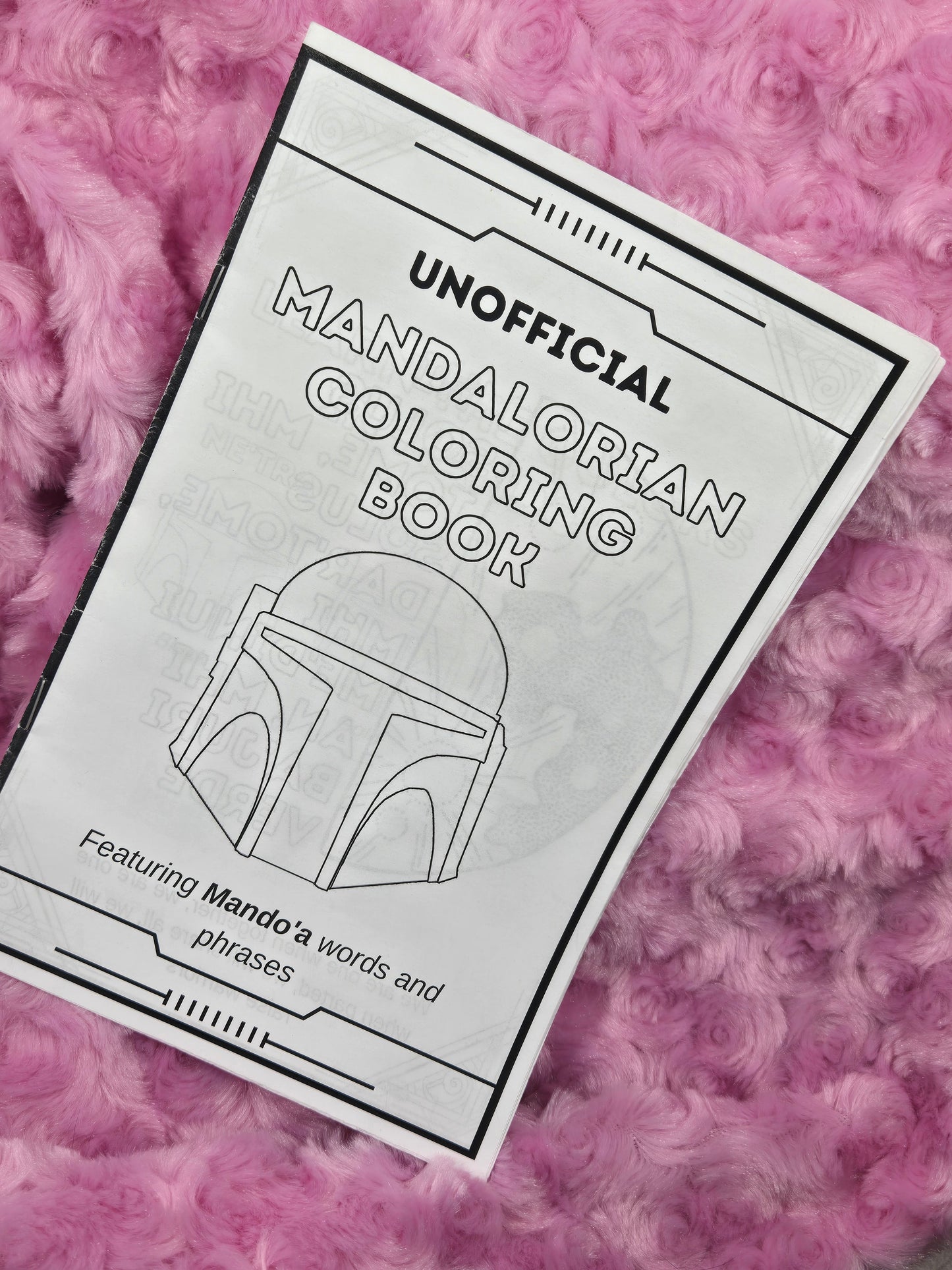 Unofficial Manda lorian Coloring Book ZiNE