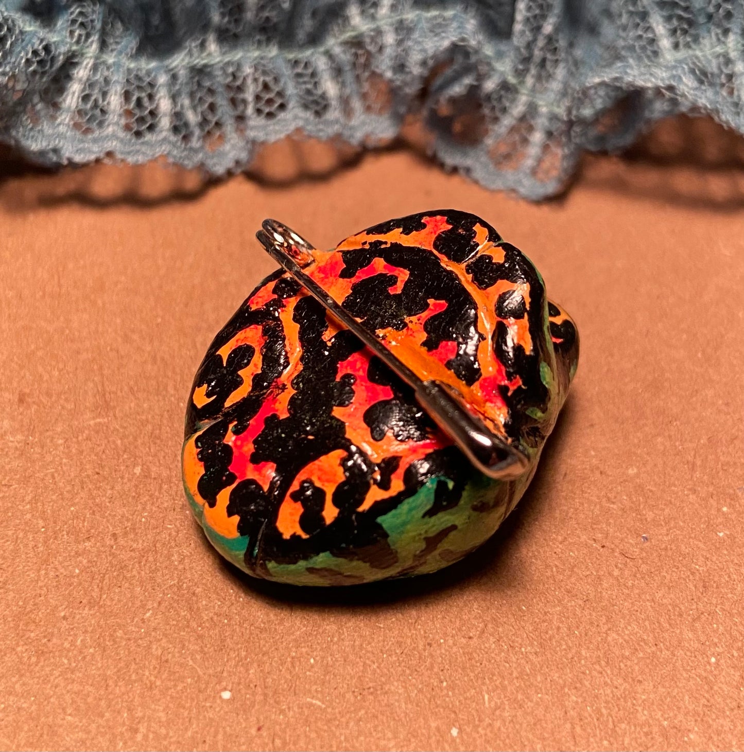 Hand-painted Frog HAT PiNs