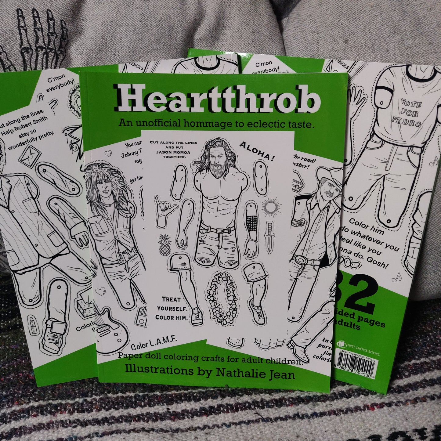 Heartthrob : Paper Doll COLORiNG BOOK for Adult Children