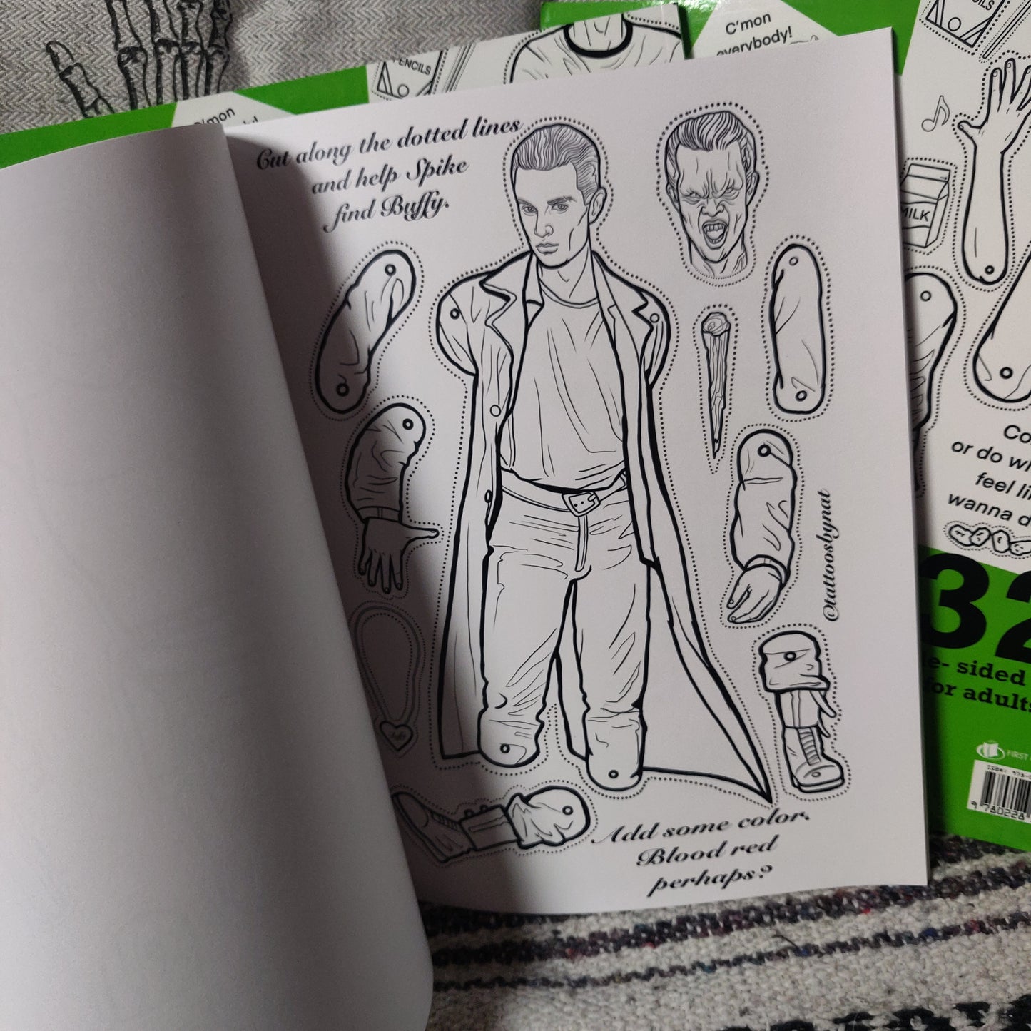 Heartthrob : Paper Doll COLORiNG BOOK for Adult Children