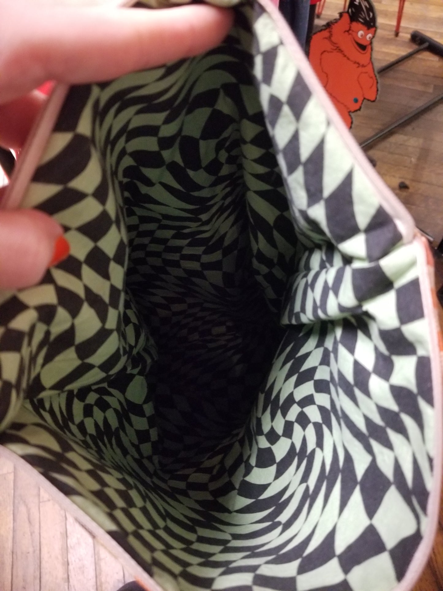 Jack O Lantern Face with White Chain Strap PURSE/TOTE