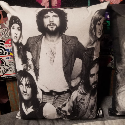 Rumours THROW PiLLOW