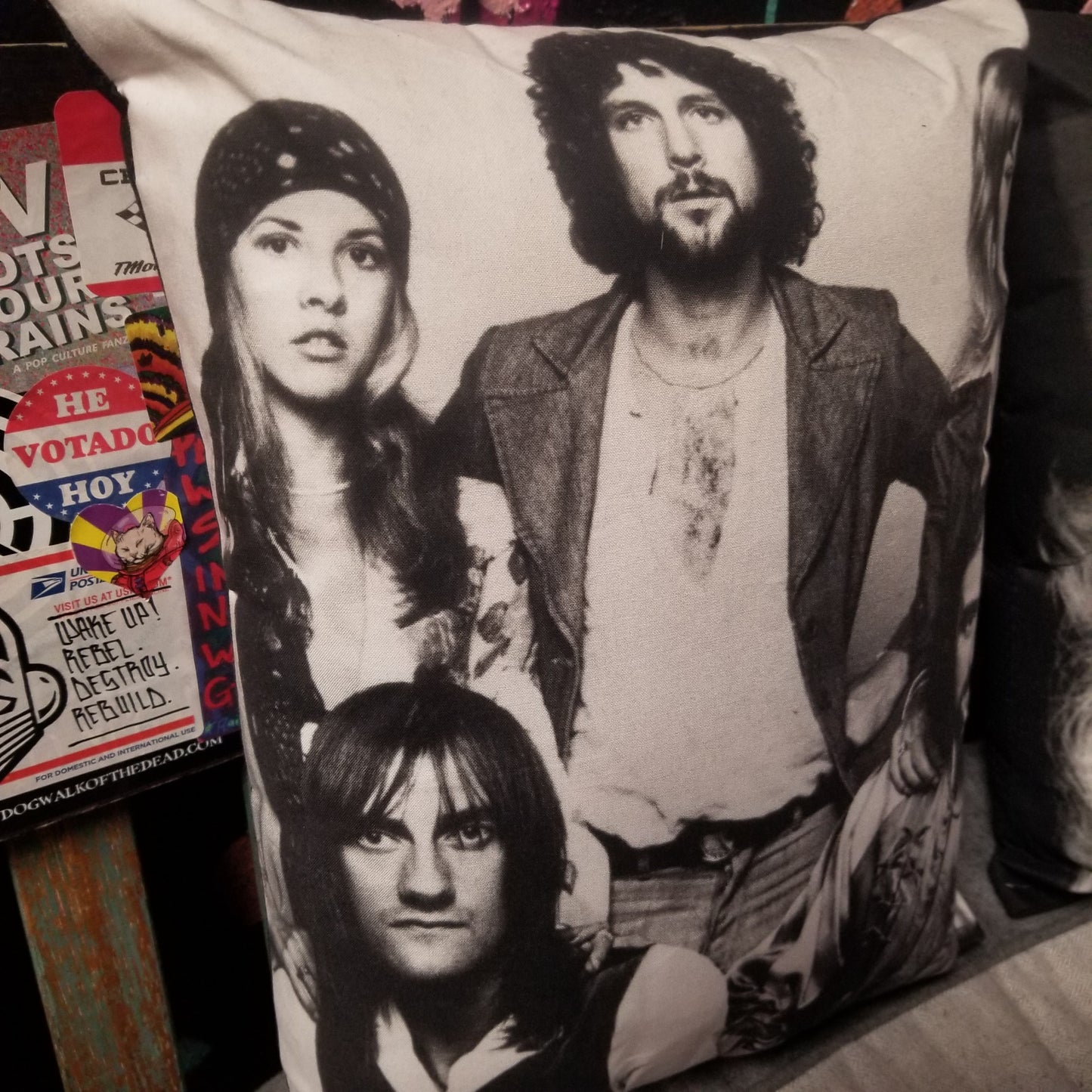 Rumours THROW PiLLOW