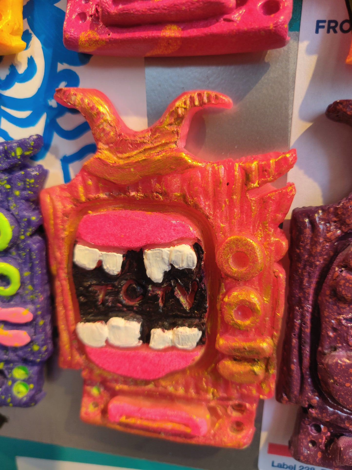 ~ Taped Off TV Monster Pals ~ Series 01, Version 02