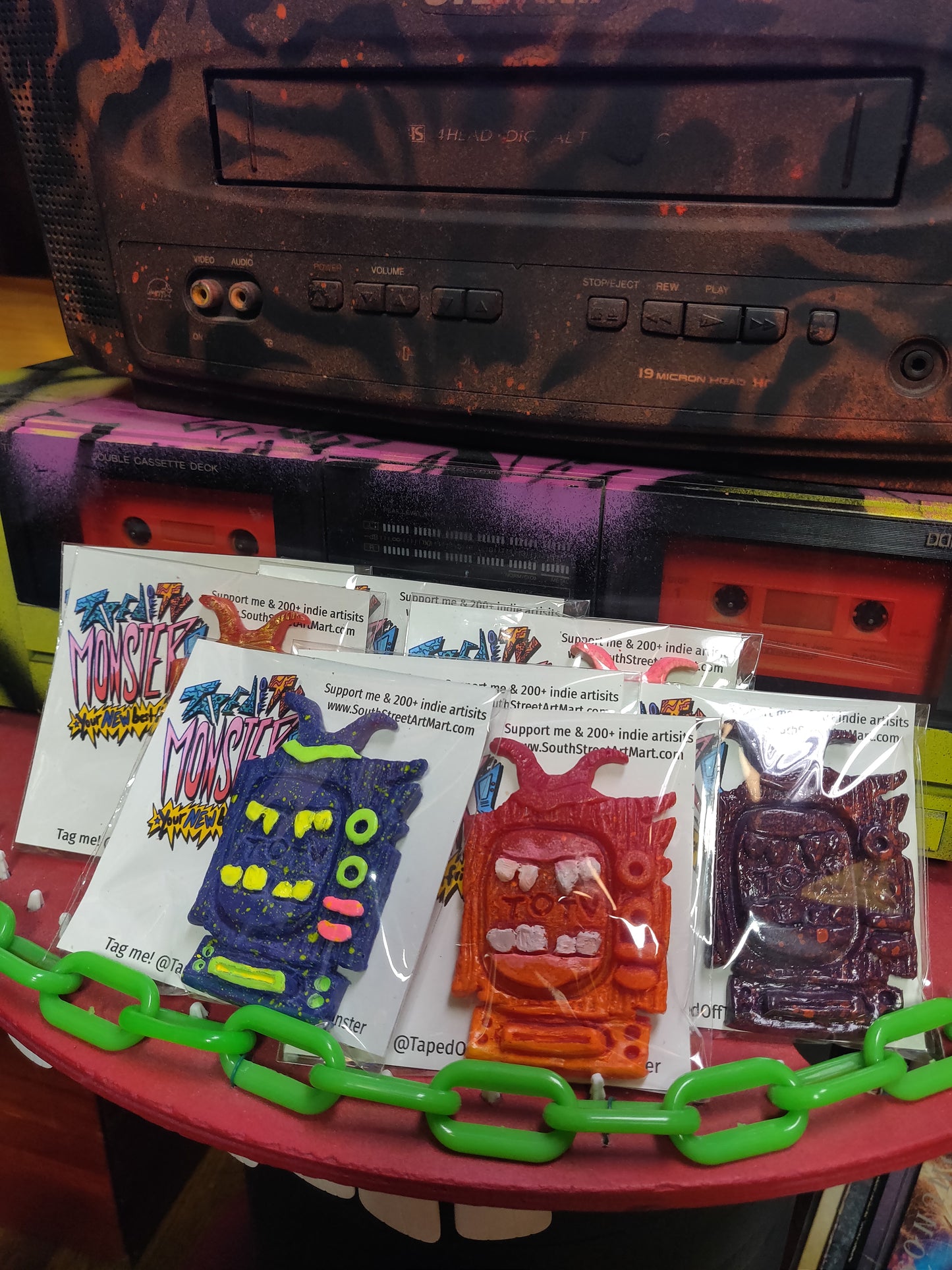 ~ Taped Off TV Monster Pals ~ Series 01, Version 02