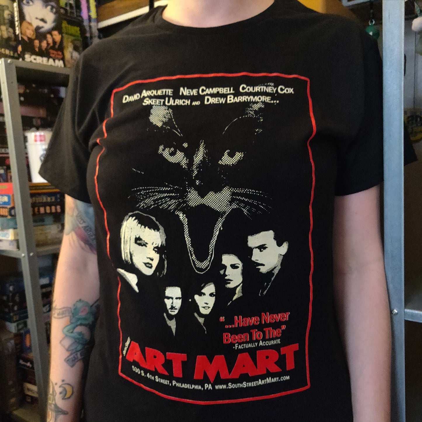 ***SALE*** 5th Annual Art Mart X Nova Horror Mashup T-SHiRT ~ It's a real scream!