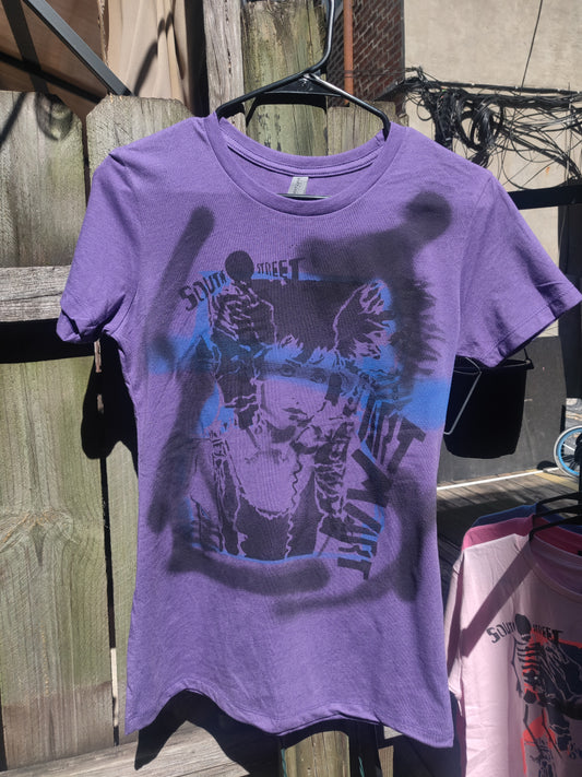 (purple Iona) South Street Art Mart Skeletons Spray Painted T-SHiRT