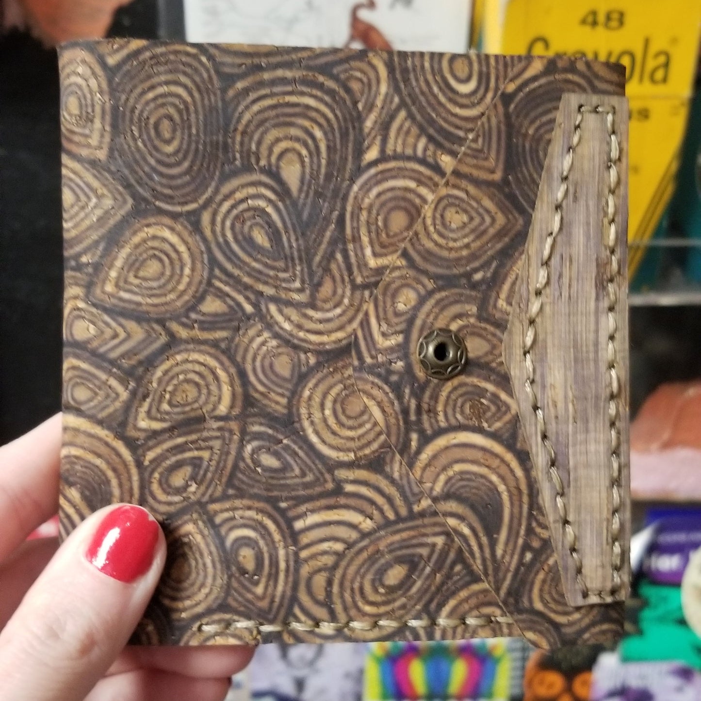 Oval Wood Grain Purse First Magic WALLET