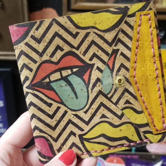 Lips Purse First Magic WALLET