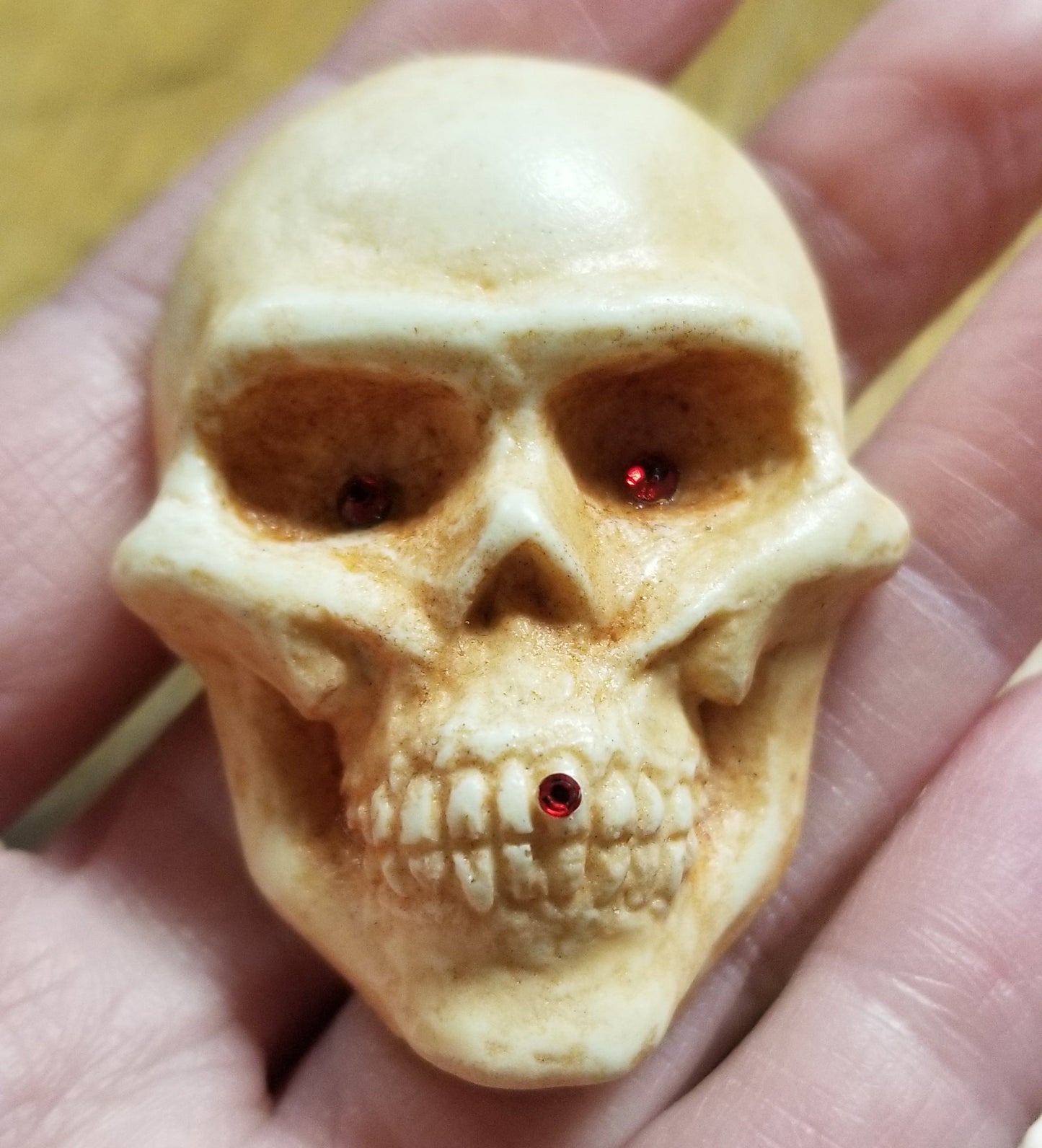 Skeleton Skull Hand-Sculpted Lapel PiNS / BROOCH