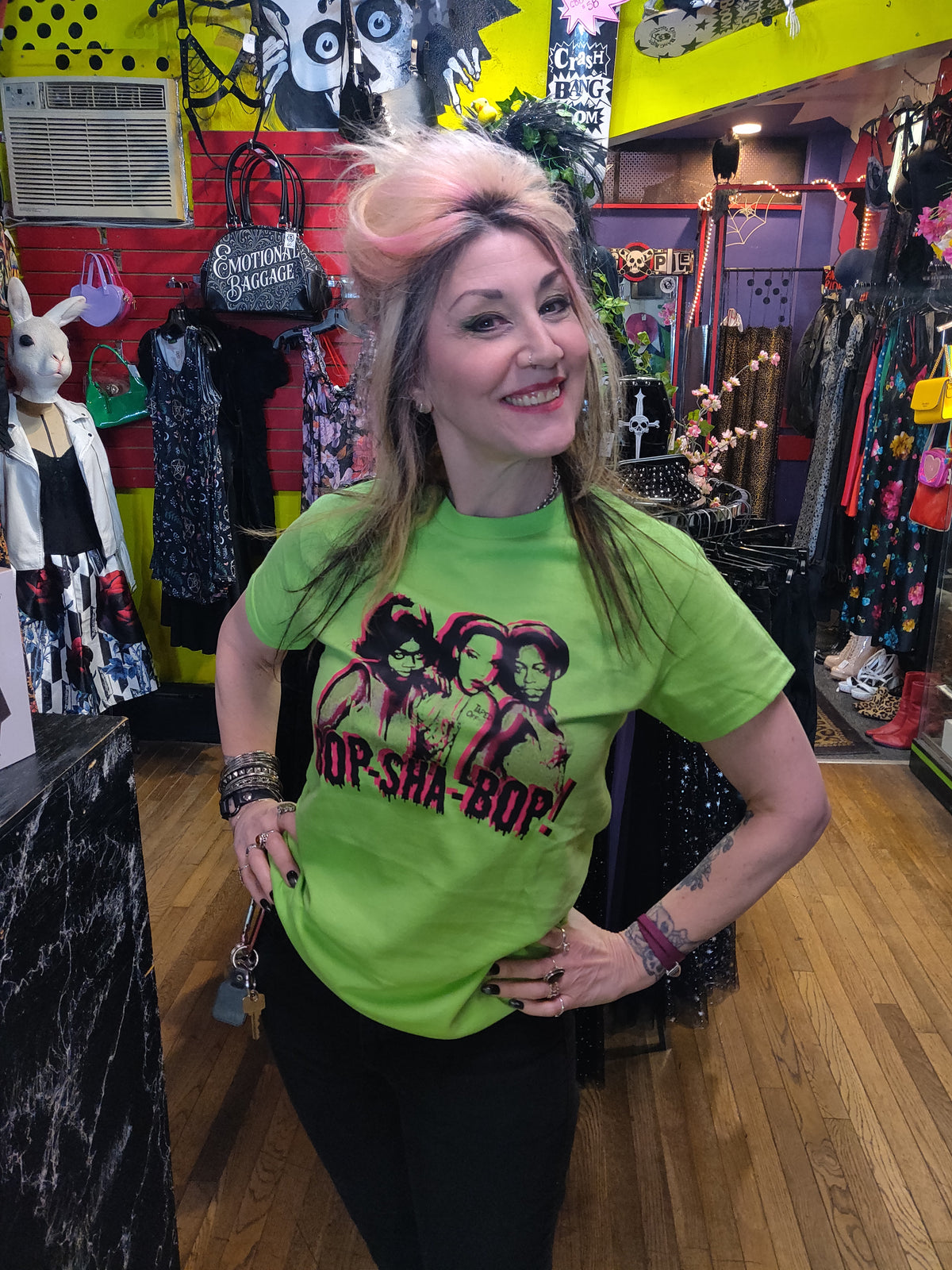 Bop-Sha-Bop! (Crystal, Ronette & Chiffon) T-SHiRT by Taped Off TV