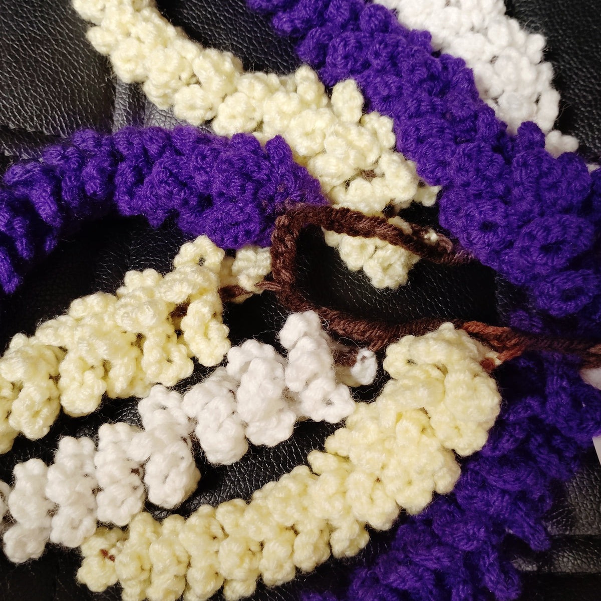 Crochet Wisteria Garland Horizontal