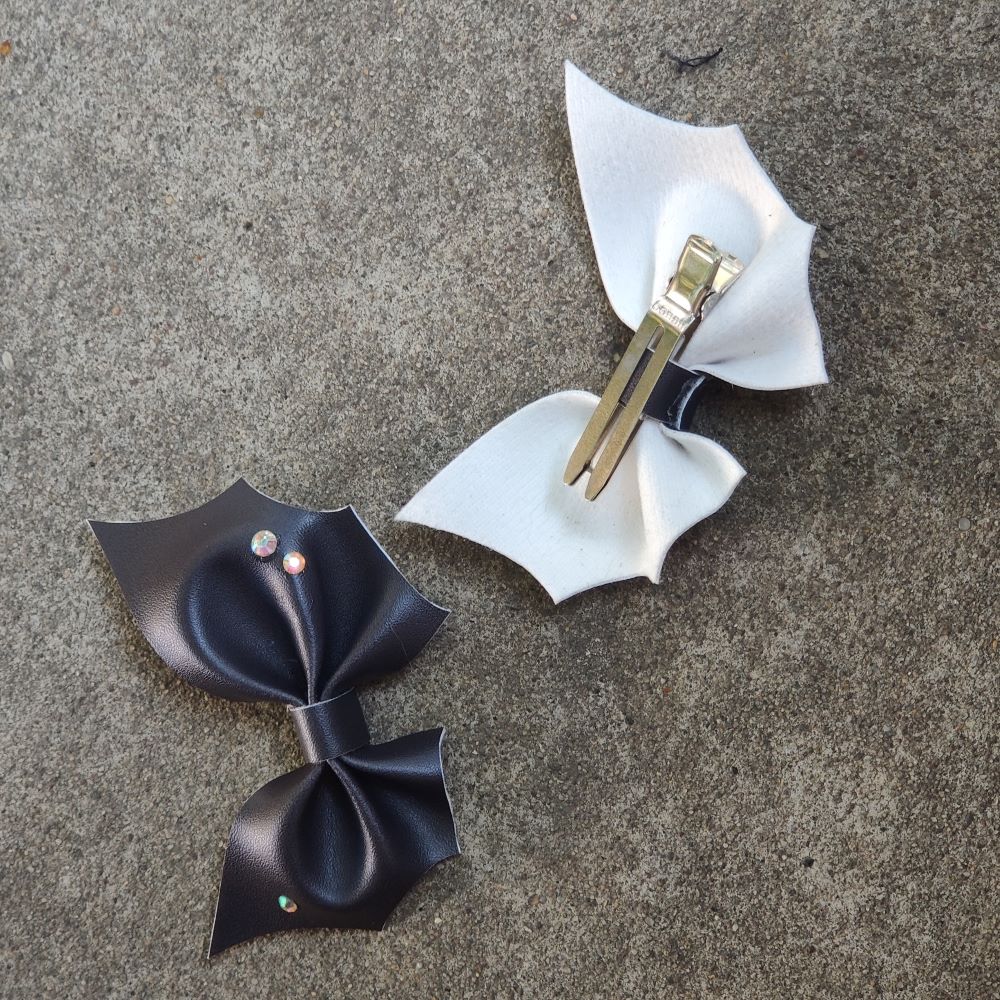 Set of 2 Bat Wing Vinyl  HAiR BOWs / CLiPs