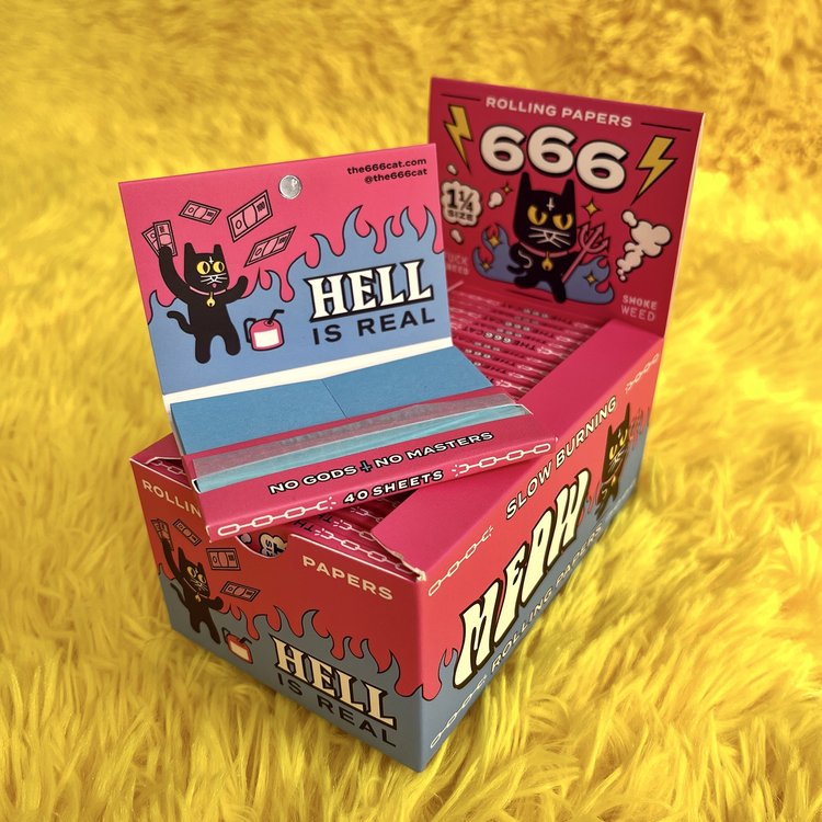 666 Cat Rolling Papers by the666cat