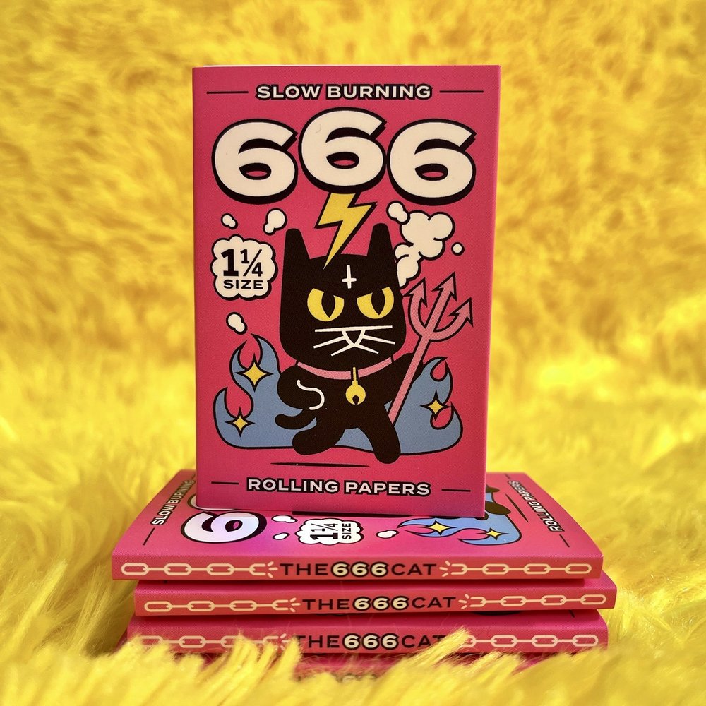 666 Cat Rolling Papers by the666cat
