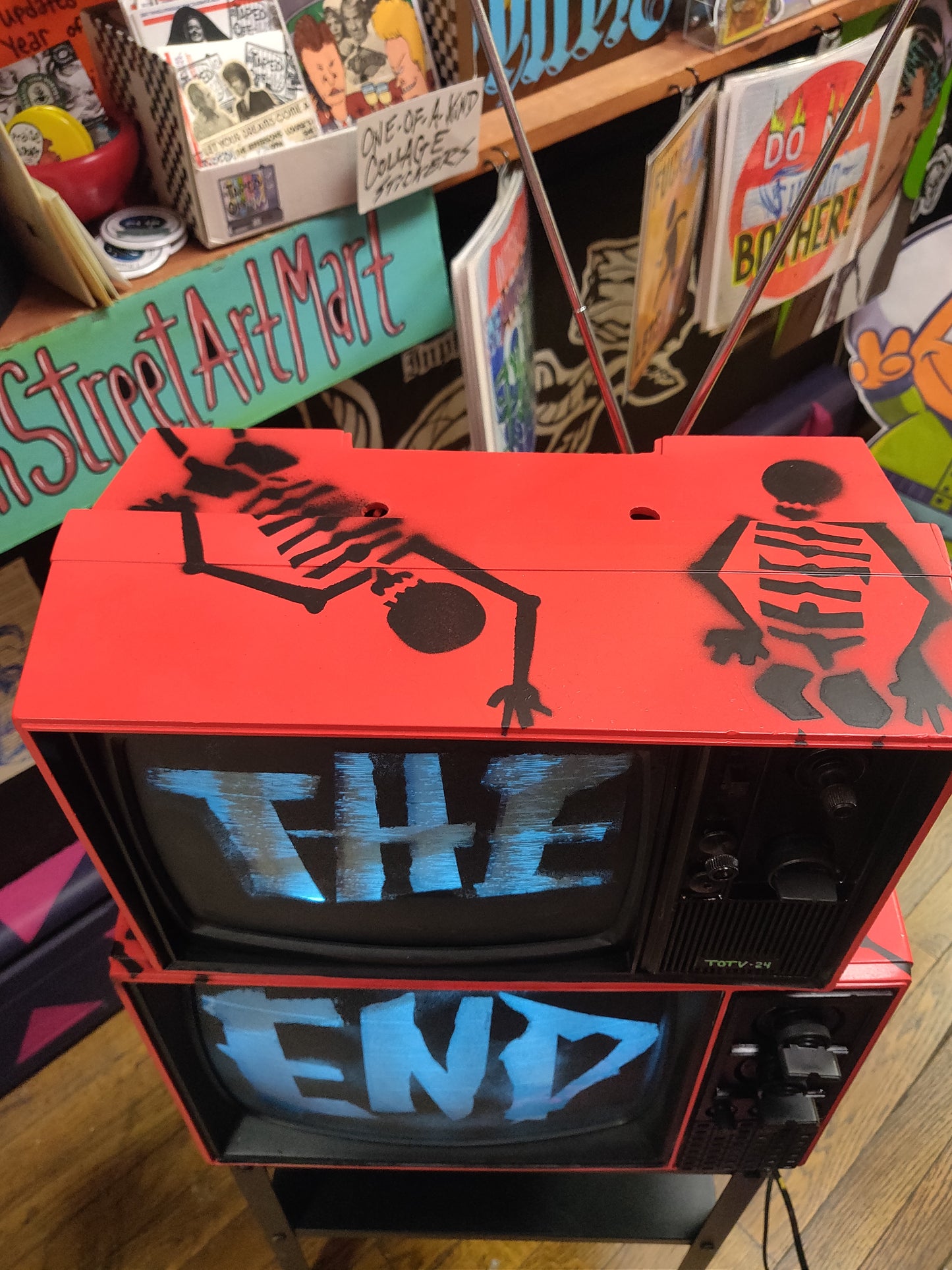 THE END Spray-Painted Skeleton TELEVISION (works!) by @TapedOffTV