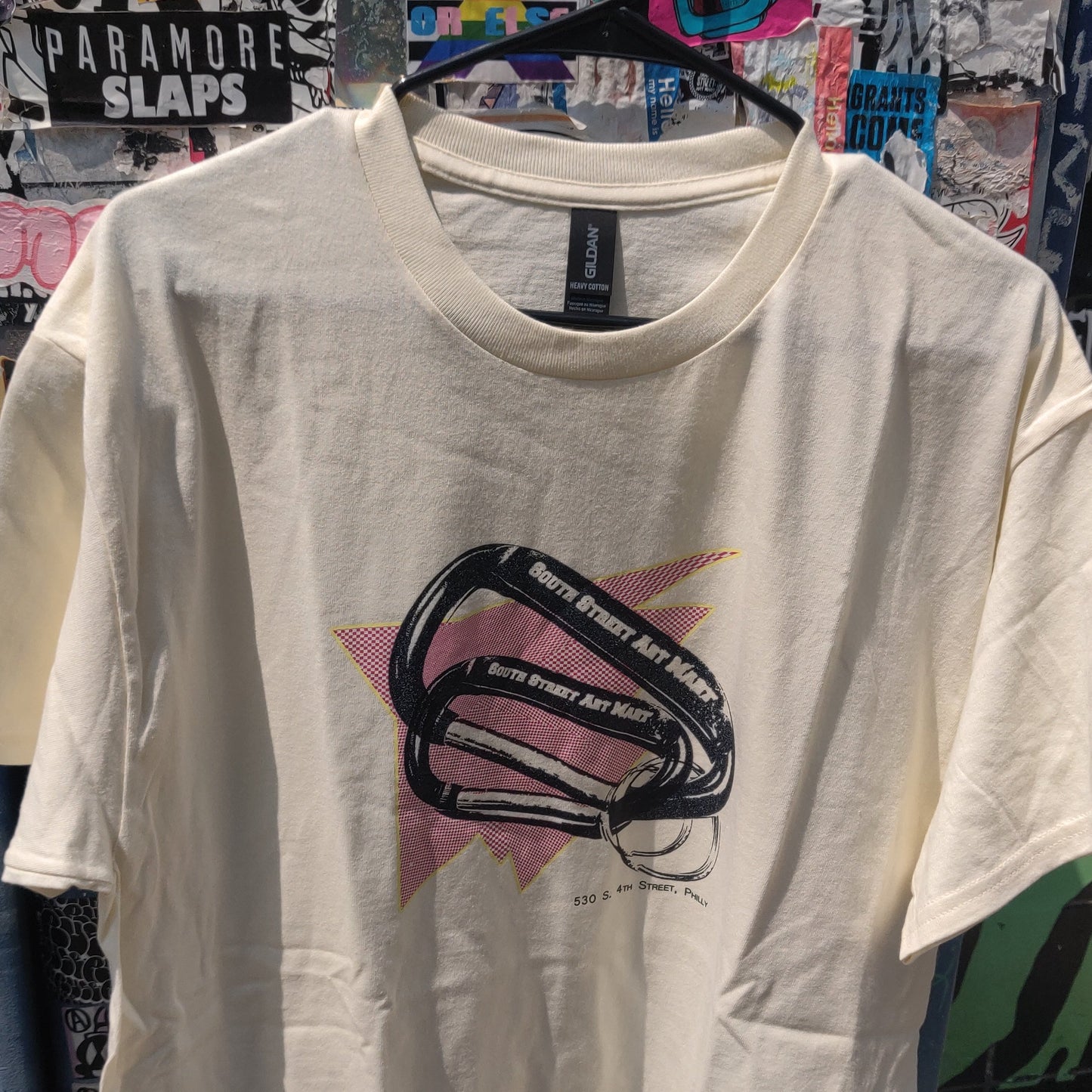 Carabiner T-SHiRT South Street Art Mart