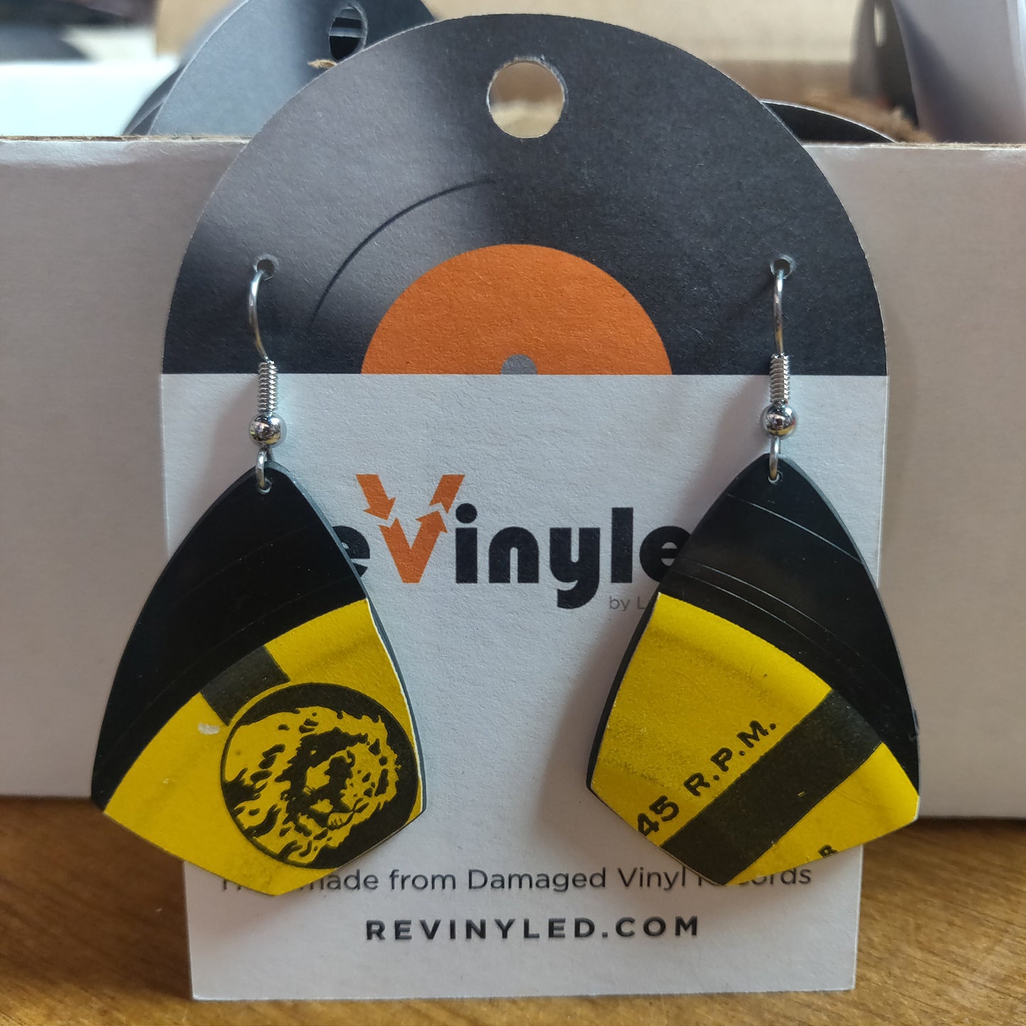 SS038 Lion Vinyl Record EARRINGS