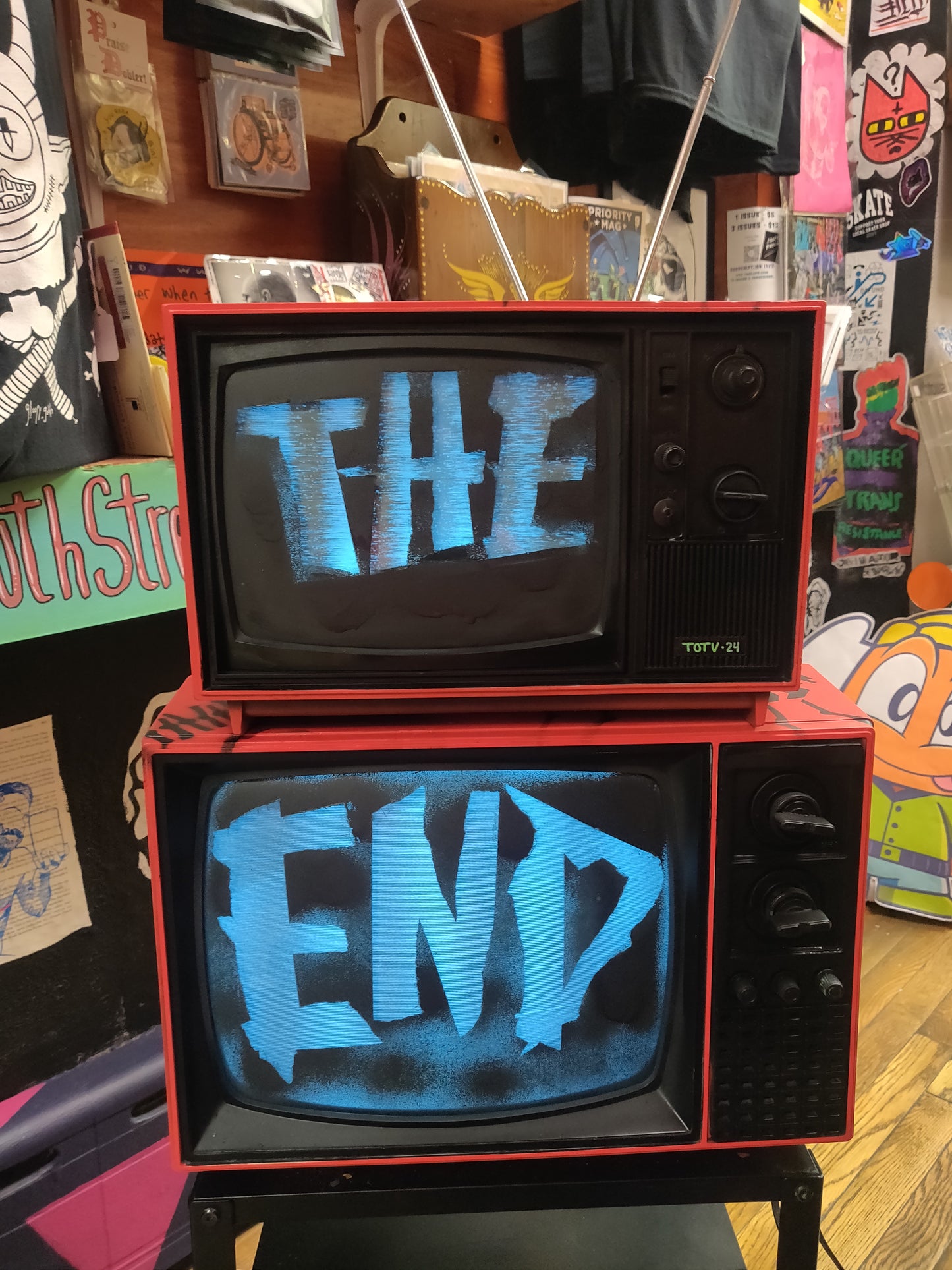 THE END Spray-Painted Skeleton TELEVISION (works!) by @TapedOffTV