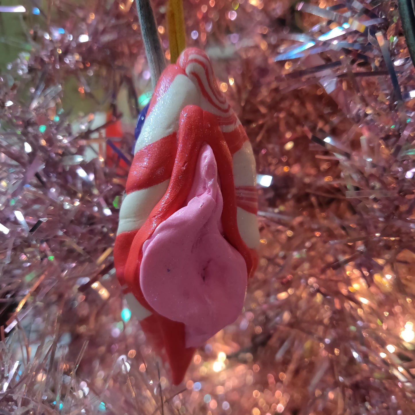 Cute Vulva ORNAMENTs by Kyra