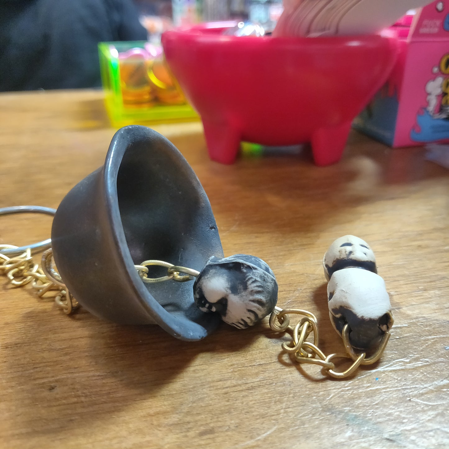 Gold Chain Small Hanging Ceramic Beeb BELL