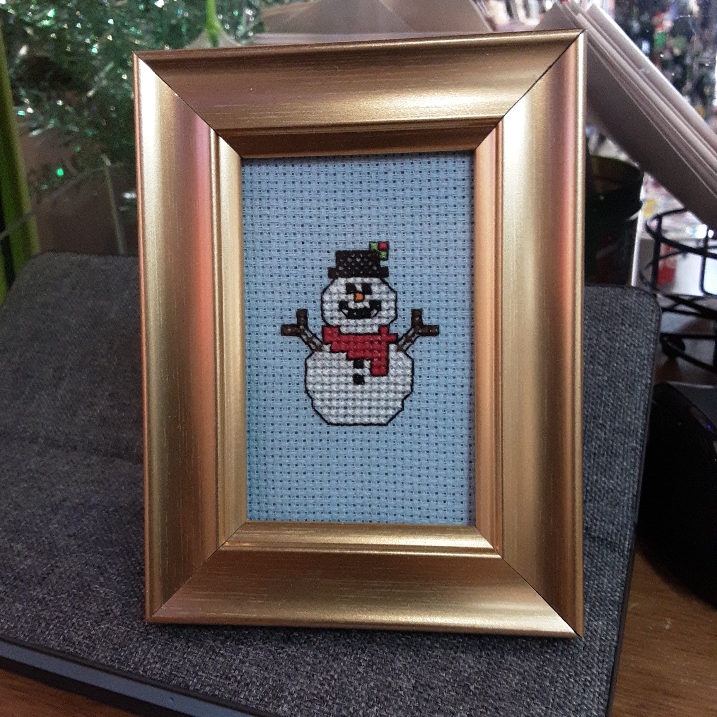 Snow man Framed Cross-Stitch