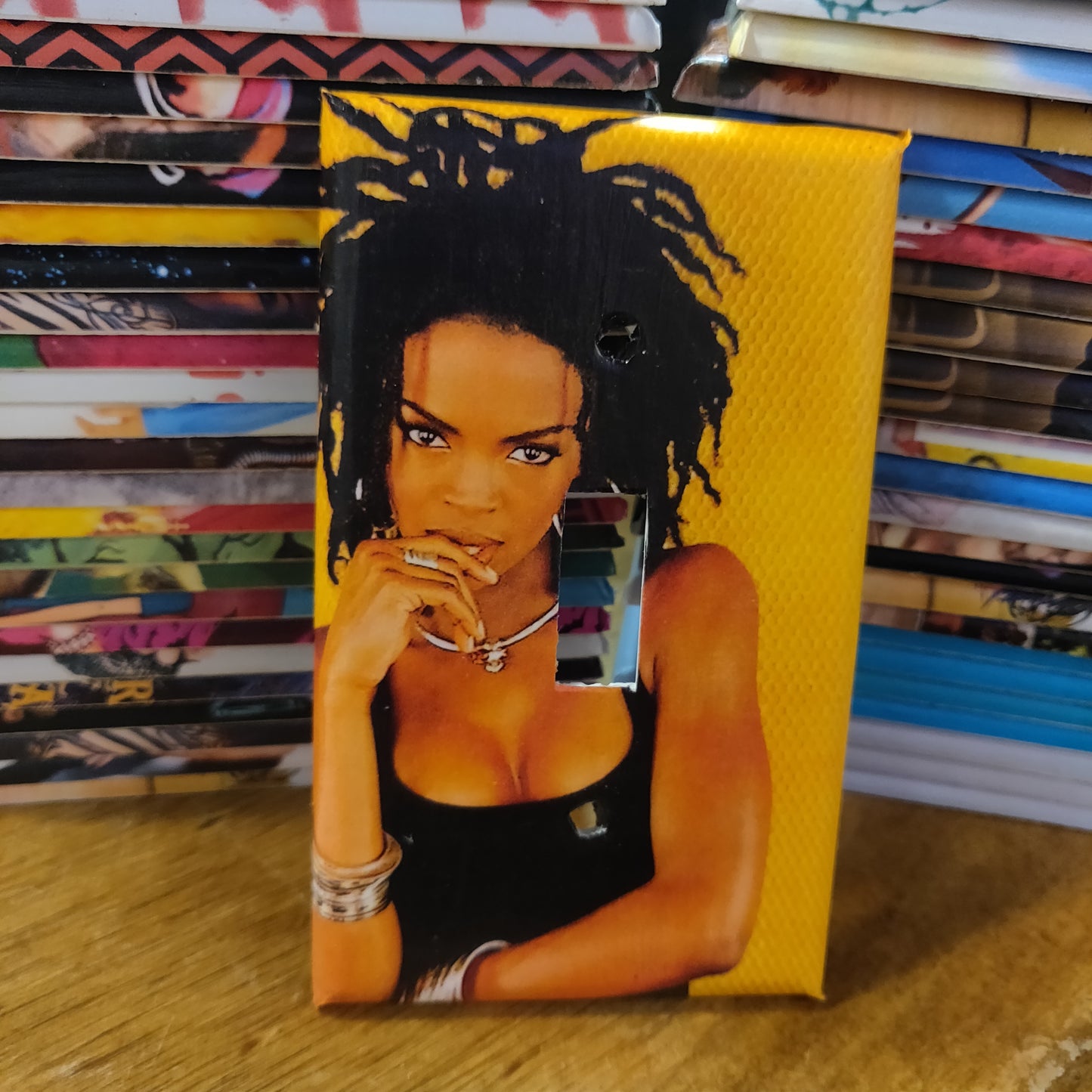 Lauryn LIGHT SWITCH PLATE